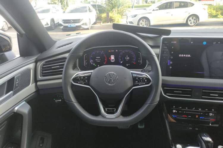 Used Volkswagen Tayron X 2023 330TSI Two-Wheel-Drive Flagship Smart Edition Steering Wheel