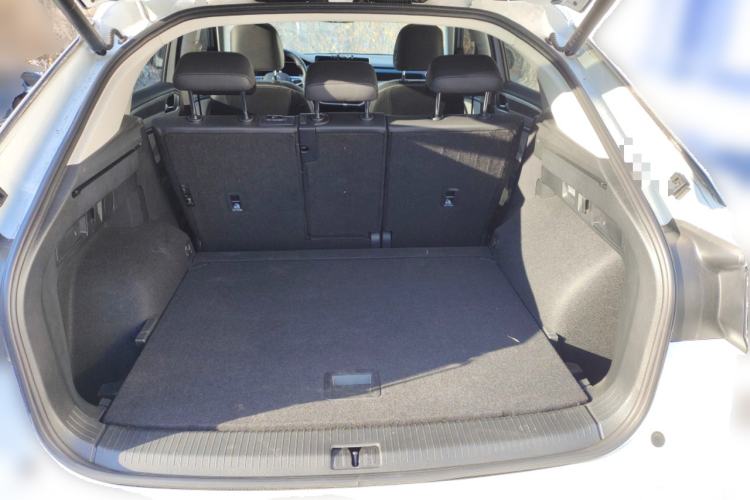 Used Volkswagen Tayron X 2023 330TSI Two-Wheel-Drive Prestige High-Energy Version Trunk