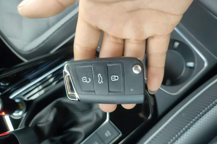 Used Volkswagen Tayron X 2023 330TSI Two-Wheel-Drive Flagship Smart Edition Vehicle Key