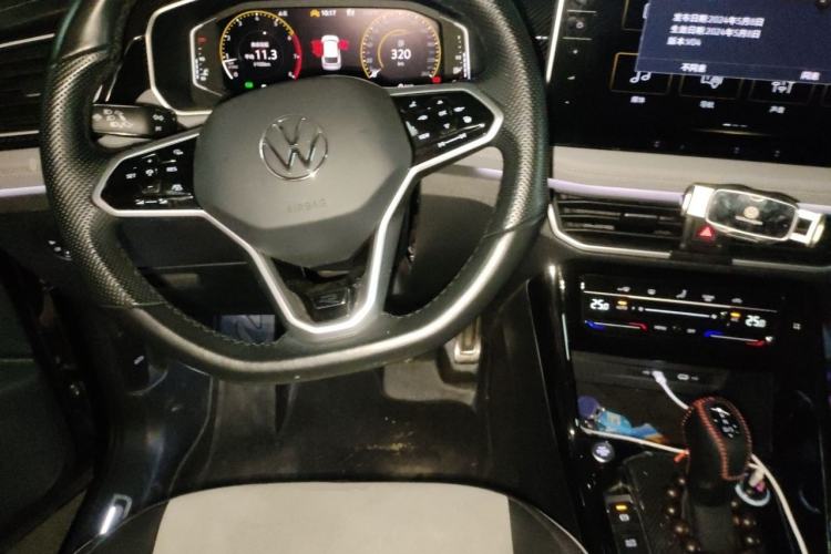 Used Volkswagen Tayron X 2024 330TSI Two-Wheel-Drive Prestige High-Energy Edition Steering Wheel