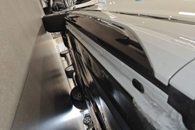 Used Volkswagen Tayron X 2024 330TSI Two-Wheel-Drive Prestige High-Energy Edition Chassis Front Right