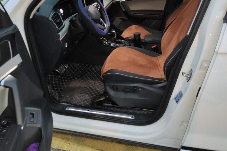 Used Volkswagen Tayron X 2024 330TSI Two-Wheel-Drive Prestige High-Energy Edition Driver Seat