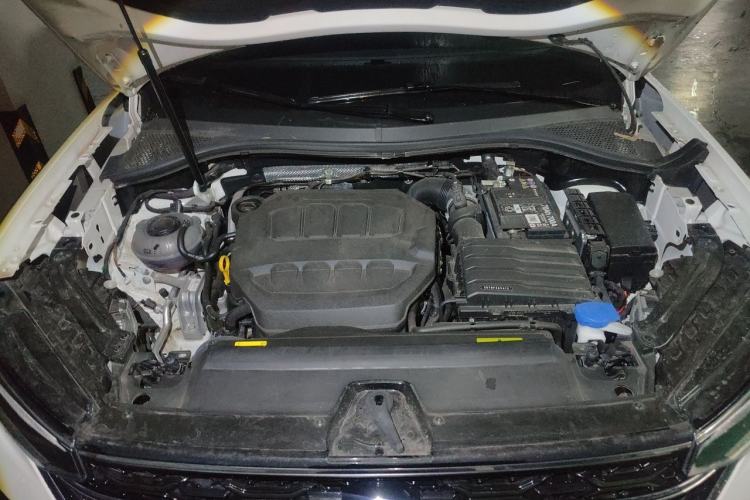 Used Volkswagen Tayron X 2024 330TSI Two-Wheel-Drive Prestige High-Energy Edition Engine Bay