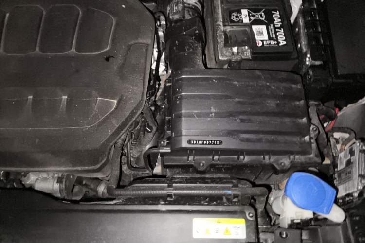 Used Volkswagen Tayron X 2024 330TSI Two-Wheel-Drive Prestige High-Energy Edition Engine Bay Left