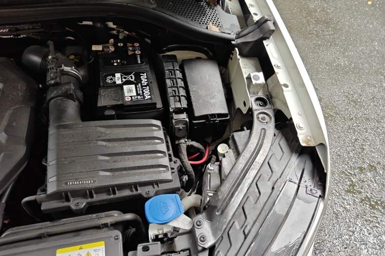 Used Volkswagen Tayron X 2024 330TSI Two-Wheel-Drive Prestige High-Energy Edition Engine Bay Left
