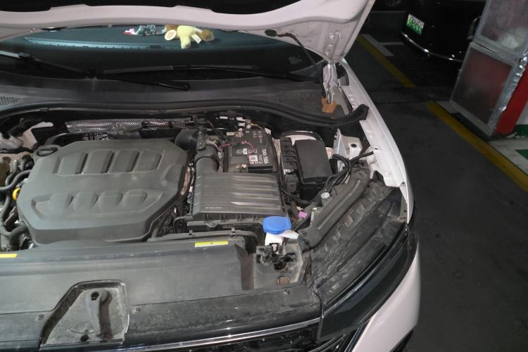 Used Volkswagen Tayron X 2024 330TSI Two-Wheel-Drive Prestige High-Energy Edition Engine Bay Left