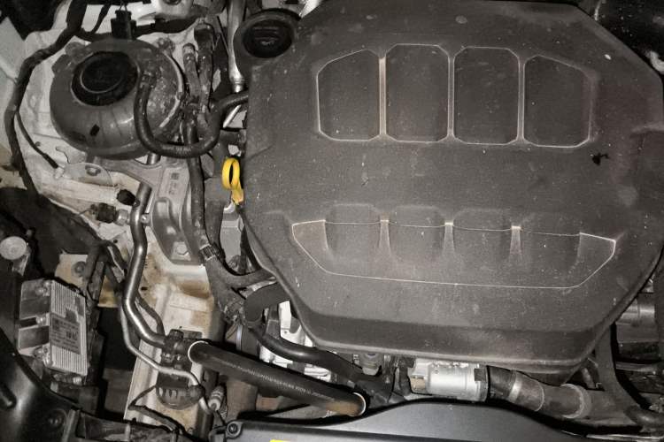 Used Volkswagen Tayron X 2024 330TSI Two-Wheel-Drive Prestige High-Energy Edition Engine Bay Right