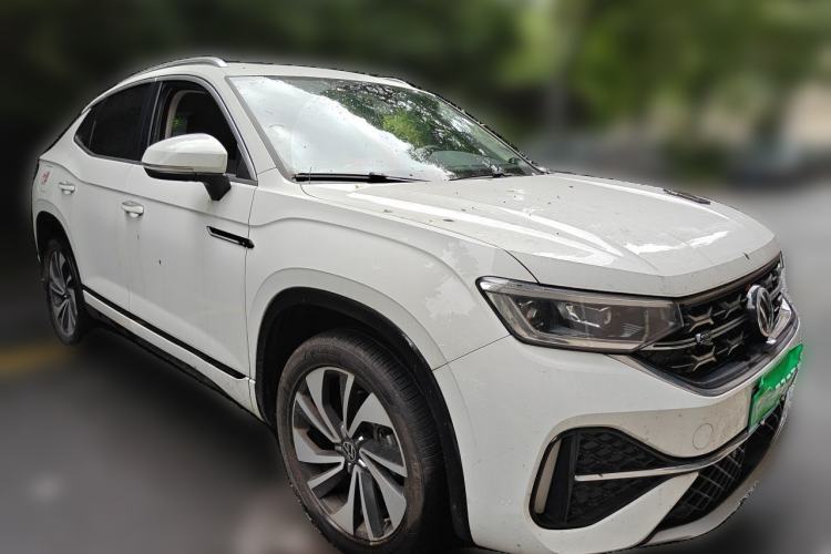 Used Volkswagen Tayron X 2024 330TSI Two-Wheel-Drive Prestige High-Energy Edition Front Right 45 Deg