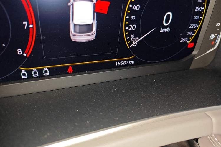 Used Volkswagen Tayron X 2024 330TSI Two-Wheel-Drive Prestige High-Energy Edition Odometer Close Up