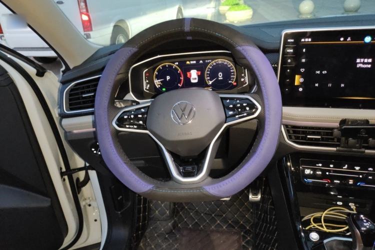 Used Volkswagen Tayron X 2024 330TSI Two-Wheel-Drive Prestige High-Energy Edition Steering Wheel