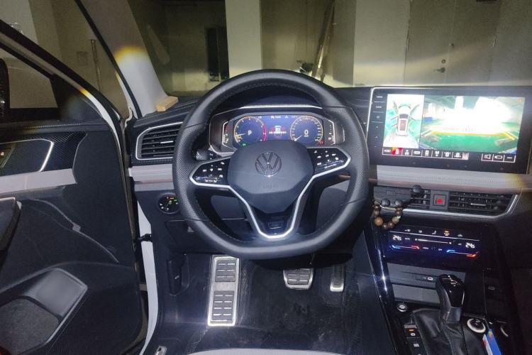 Used Volkswagen Tayron X 2024 330TSI Two-Wheel-Drive Prestige High-Energy Edition Steering Wheel