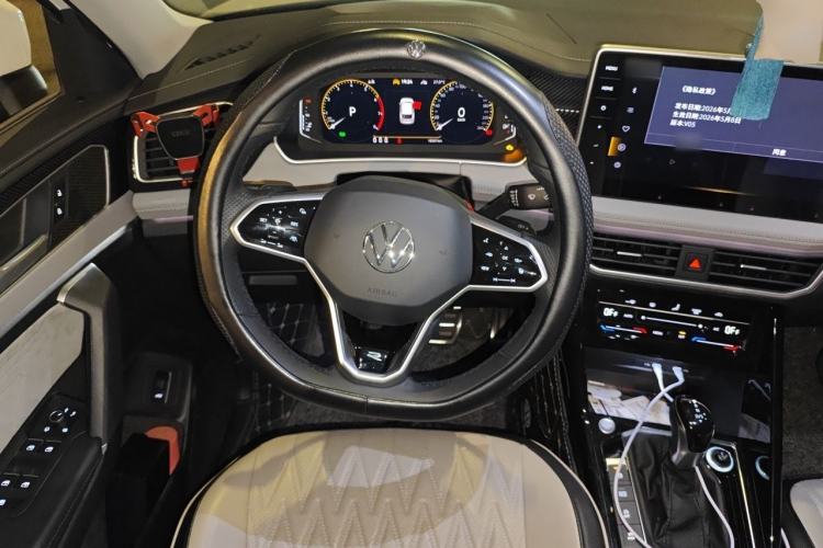 Used Volkswagen Tayron X 2024 330TSI Two-Wheel-Drive Prestige High-Energy Edition Steering Wheel