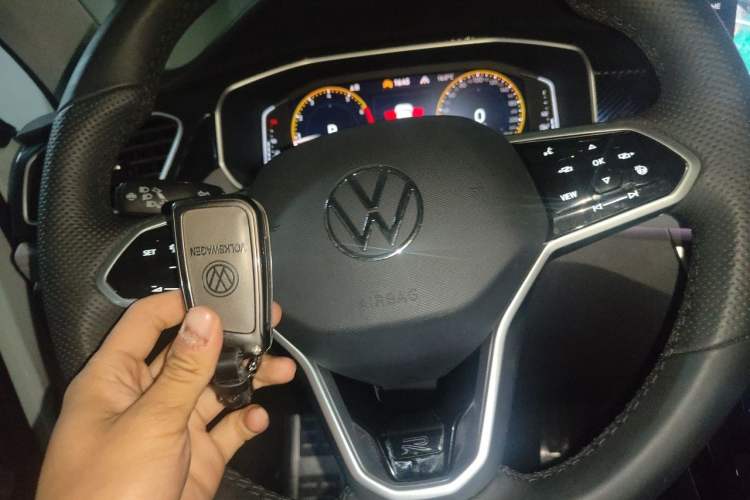 Used Volkswagen Tayron X 2024 330TSI Two-Wheel-Drive Prestige High-Energy Edition Vehicle Key