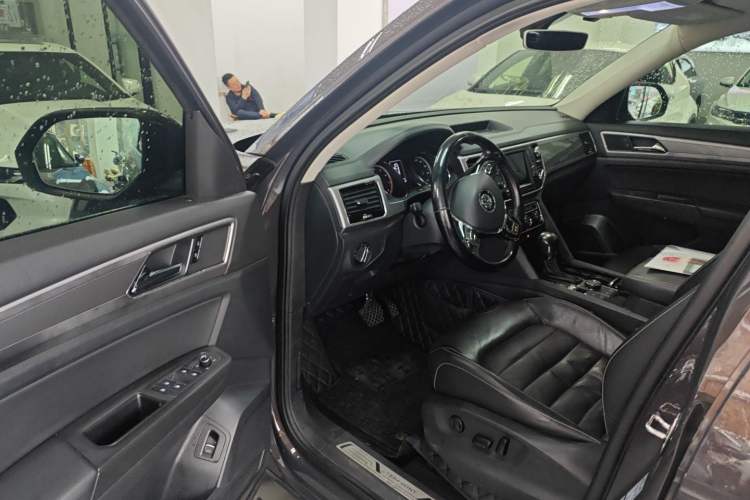 Used Volkswagen Teramont 2017 530 V6 Four-Wheel Drive Luxury Edition Driver Seat