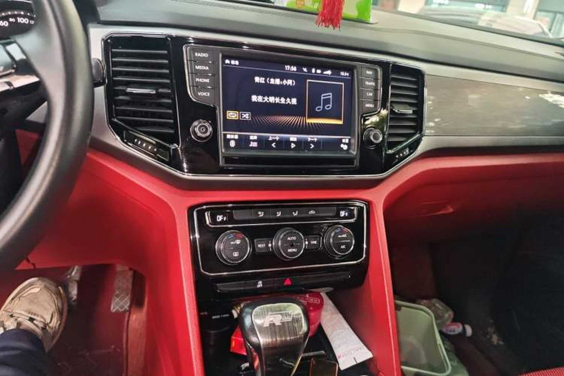 Used Volkswagen Teramont 2017 380TSI Four-Wheel Drive Comfort Edition Audio And AC Panel