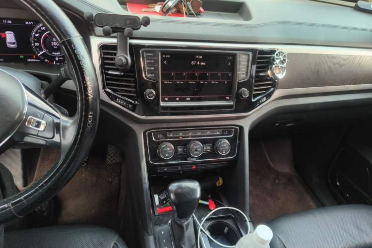 Used Volkswagen Teramont 2017 380TSI Four-Wheel Drive Flagship Edition Audio And AC Panel