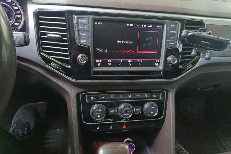 Used Volkswagen Teramont 2017 380TSI Four-Wheel Drive Flagship Edition Audio And AC Panel