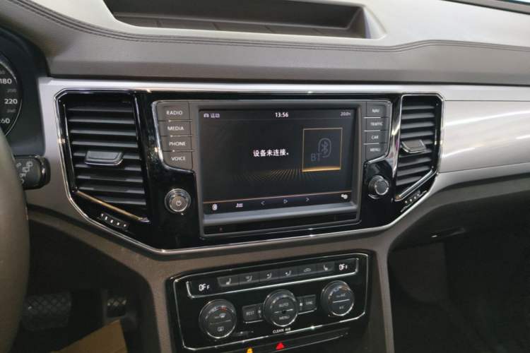 Used Volkswagen Teramont 2017 380TSI Four-Wheel Drive Luxury Edition Audio And AC Panel