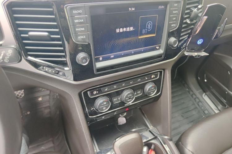 Used Volkswagen Teramont 2017 530 V6 Four-Wheel Drive Flagship Edition Audio And AC Panel
