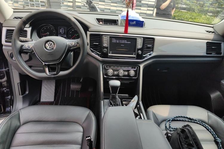 Used Volkswagen Teramont 2017 380TSI Four-Wheel Drive Luxury Edition Center Console