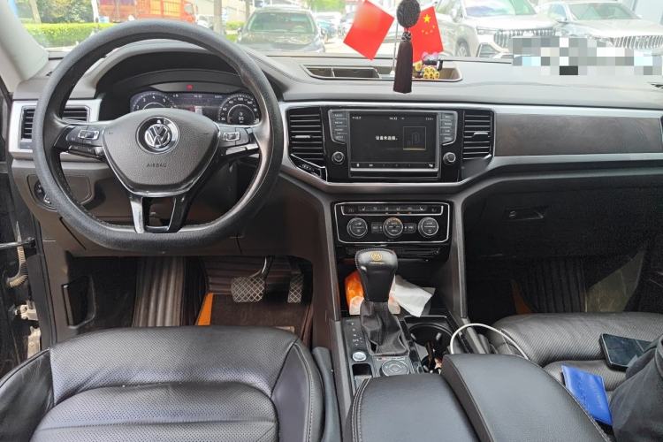 Used Volkswagen Teramont 2017 380TSI Four-Wheel Drive Flagship Edition Center Console