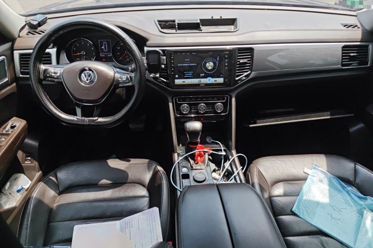 Used Volkswagen Teramont 2017 380TSI Four-Wheel Drive Luxury Edition Center Console