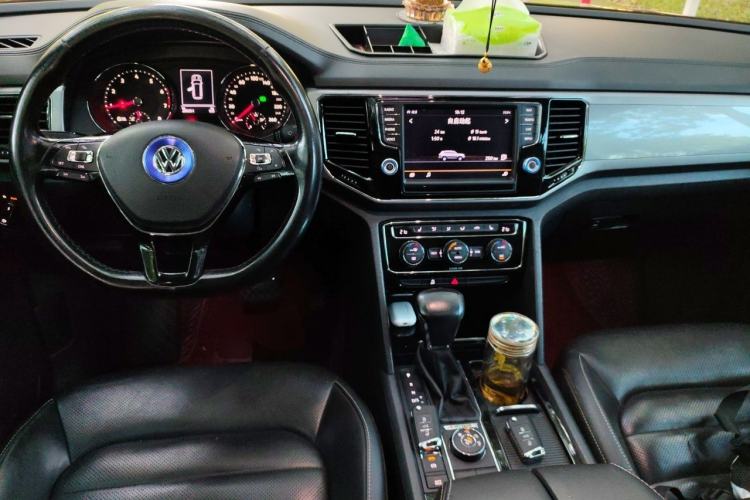Used Volkswagen Teramont 2017 380TSI Four-Wheel Drive Luxury Edition Center Console