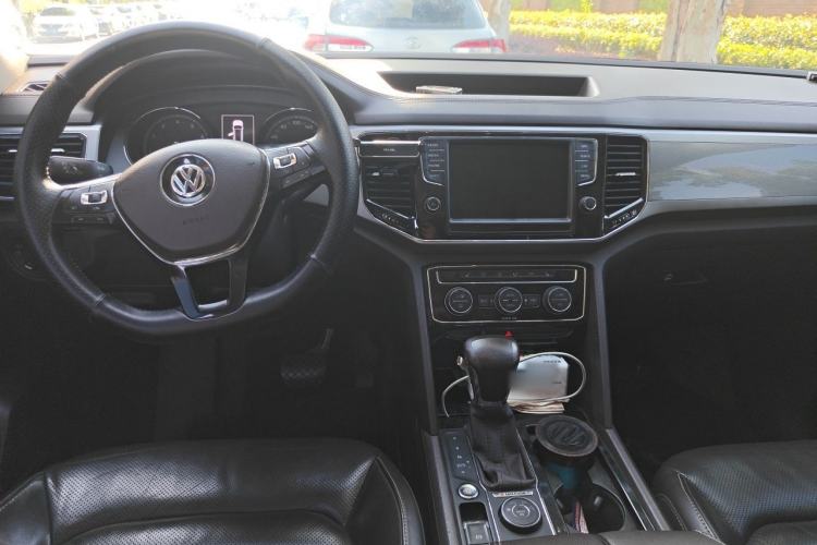 Used Volkswagen Teramont 2017 380TSI Four-Wheel Drive Luxury Edition Center Console