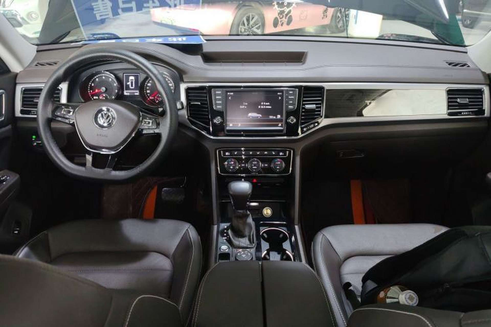 Used Volkswagen Teramont 2017 380TSI Four-Wheel Drive Luxury Edition Center Console