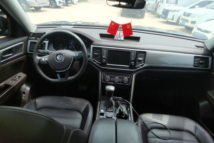 Used Volkswagen Teramont 2017 380TSI Four-Wheel Drive Luxury Edition Center Console