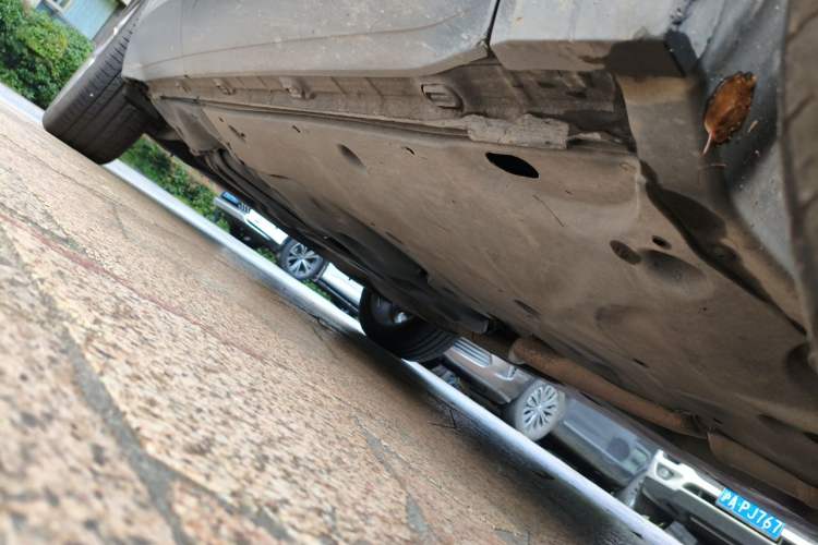Used Volkswagen Teramont 2017 330TSI Two-Wheel-Drive Flagship Edition Chassis Front Right