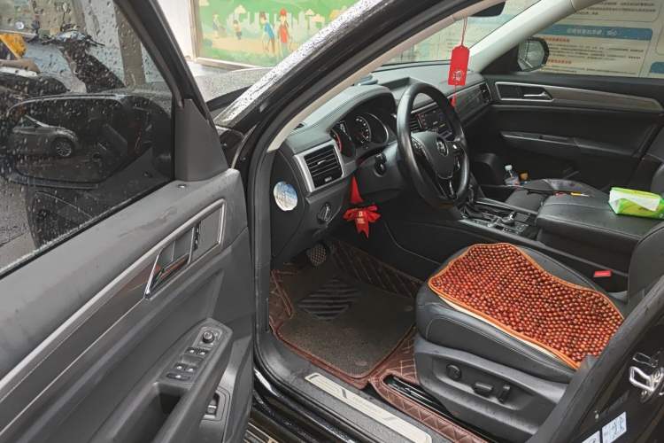 Used Volkswagen Teramont 2017 330TSI Two-Wheel-Drive Luxury Edition Driver Seat