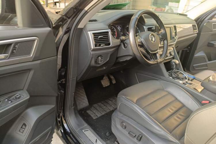 Used Volkswagen Teramont 2017 380TSI Four-Wheel Drive Luxury Edition Driver Seat