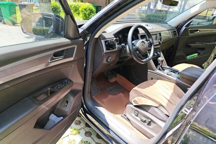 Used Volkswagen Teramont 2017 330TSI Two-Wheel-Drive Luxury Edition Driver Seat