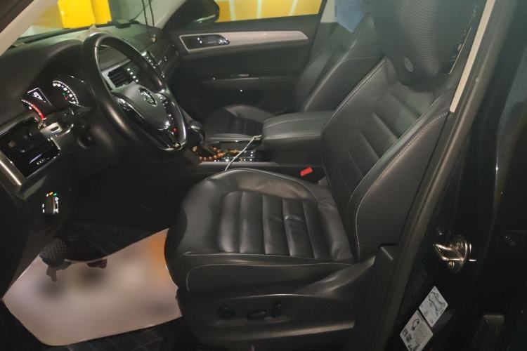 Used Volkswagen Teramont 2017 330TSI Two-Wheel-Drive Luxury Edition Driver Seat