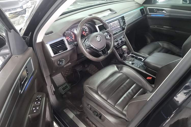 Used Volkswagen Teramont 2017 330TSI Two-Wheel-Drive Luxury Edition Driver Seat
