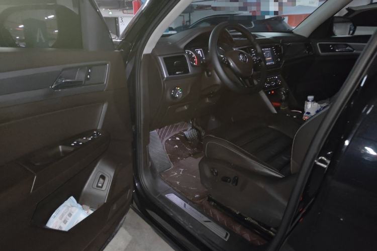 Used Volkswagen Teramont 2017 330TSI Two-Wheel-Drive Luxury Edition Driver Seat