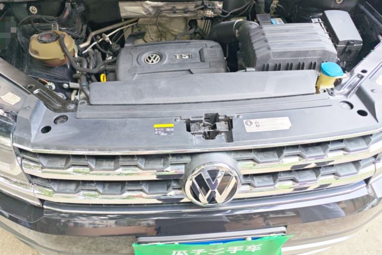 Used Volkswagen Teramont 2017 380TSI Four-Wheel Drive Luxury Edition Engine Bay