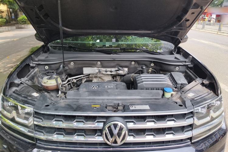 Used Volkswagen Teramont 2017 380TSI Four-Wheel Drive Luxury Edition Engine Bay