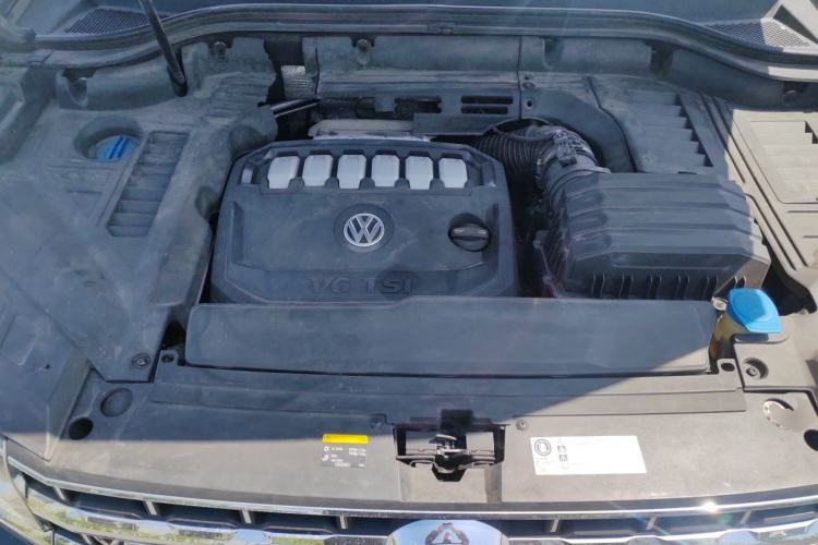 Used Volkswagen Teramont 2017 530 V6 Four-Wheel Drive Flagship Edition Engine Bay