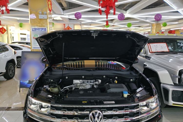 Used Volkswagen Teramont 2017 380TSI Four-Wheel Drive Luxury Edition Engine Bay