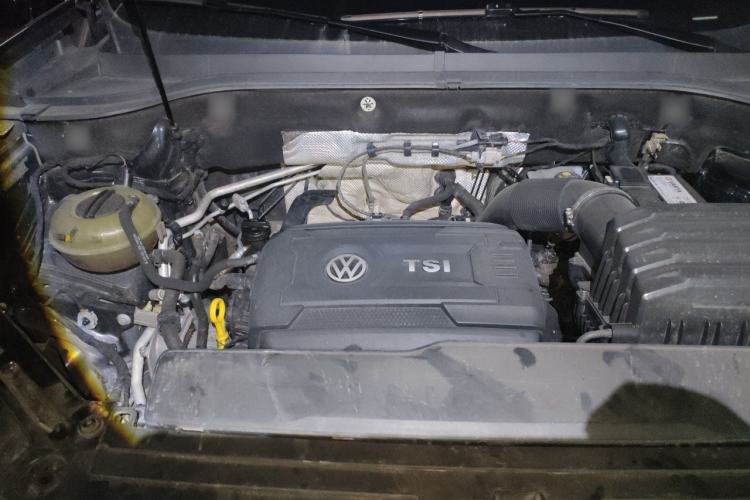 Used Volkswagen Teramont 2017 380TSI Four-Wheel Drive Luxury Edition Engine Bay