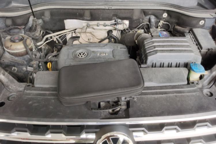 Used Volkswagen Teramont 2017 380TSI Four-Wheel Drive Luxury Edition Engine Bay