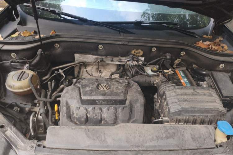 Used Volkswagen Teramont 2017 330TSI Two-Wheel-Drive Luxury Edition Engine Bay