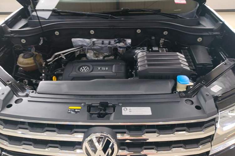 Used Volkswagen Teramont 2017 380TSI Four-Wheel Drive Luxury Edition Engine Bay
