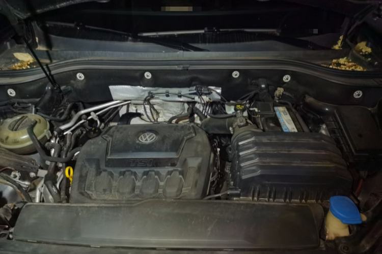 Used Volkswagen Teramont 2017 330TSI Two-Wheel-Drive Flagship Edition Engine Bay