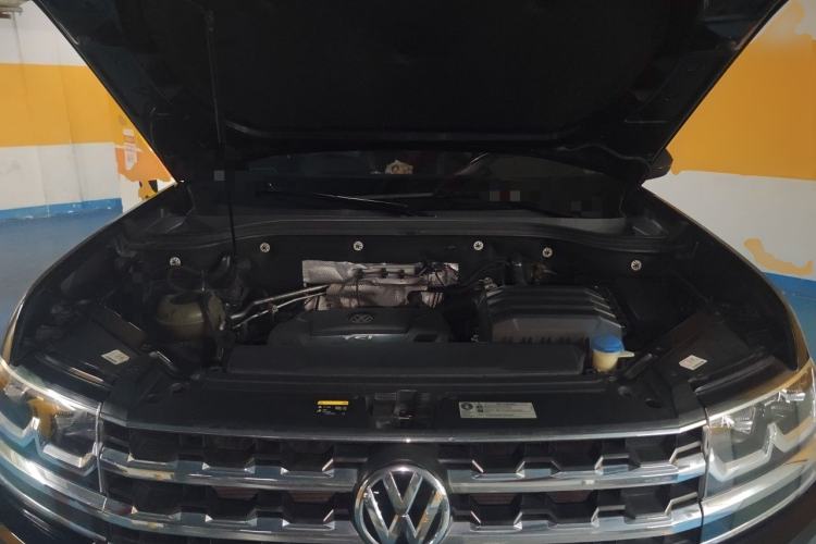 Used Volkswagen Teramont 2017 330TSI Two-Wheel-Drive Luxury Edition Engine Bay