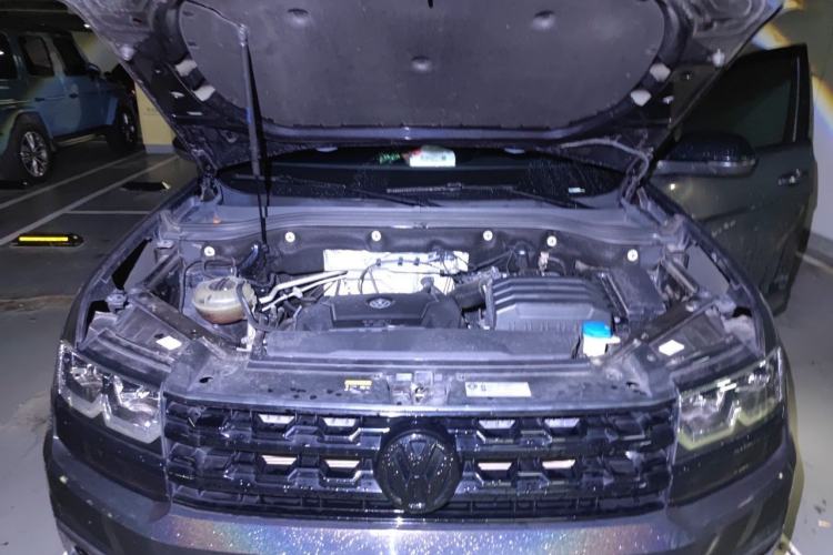 Used Volkswagen Teramont 2017 330TSI Two-Wheel-Drive Luxury Edition Engine Bay