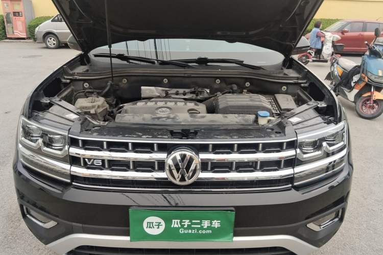 Used Volkswagen Teramont 2017 530 V6 Four-Wheel Drive Flagship Edition Engine Bay