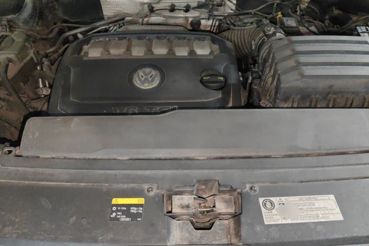 Used Volkswagen Teramont 2017 530 V6 Four-Wheel Drive Luxury Edition Engine Bay